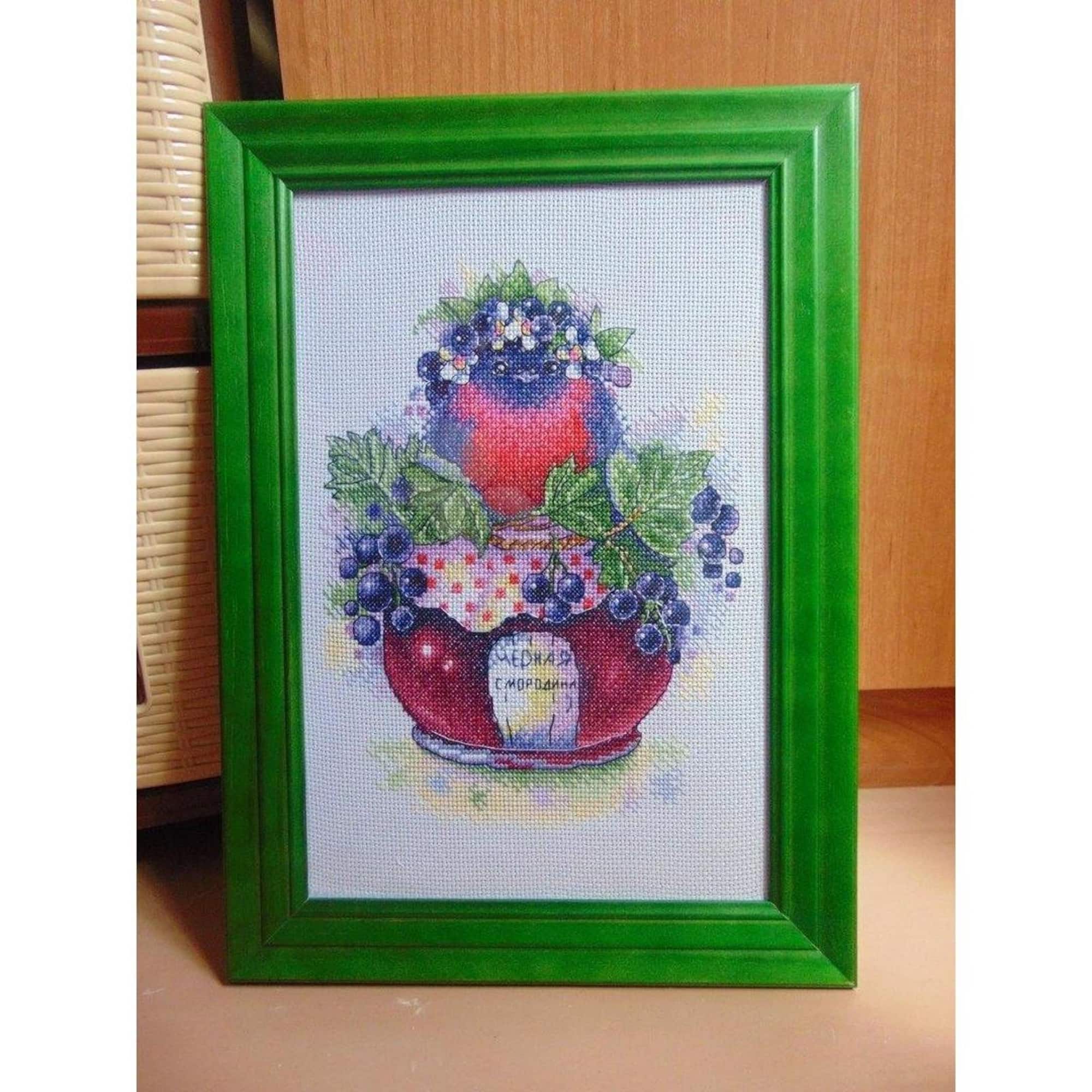 MP Studia Singing Currant Cross Stitch Kit